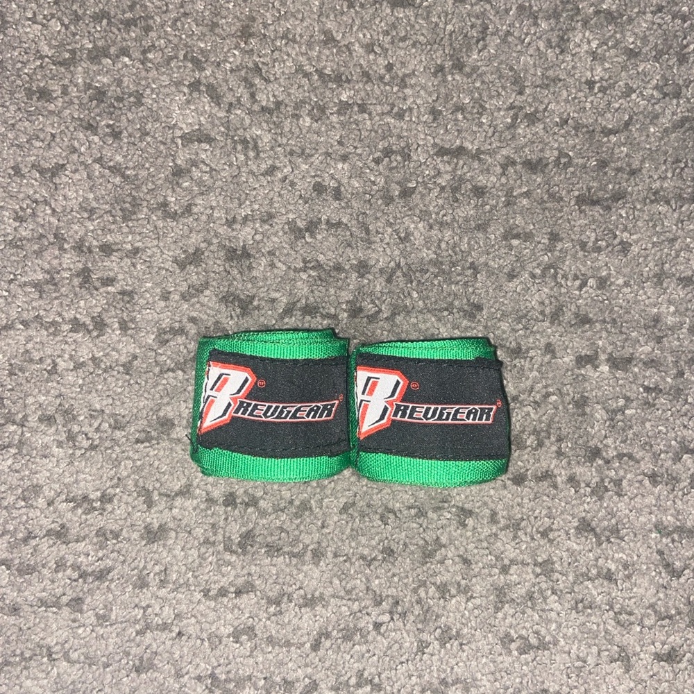 Boxing Hand raps